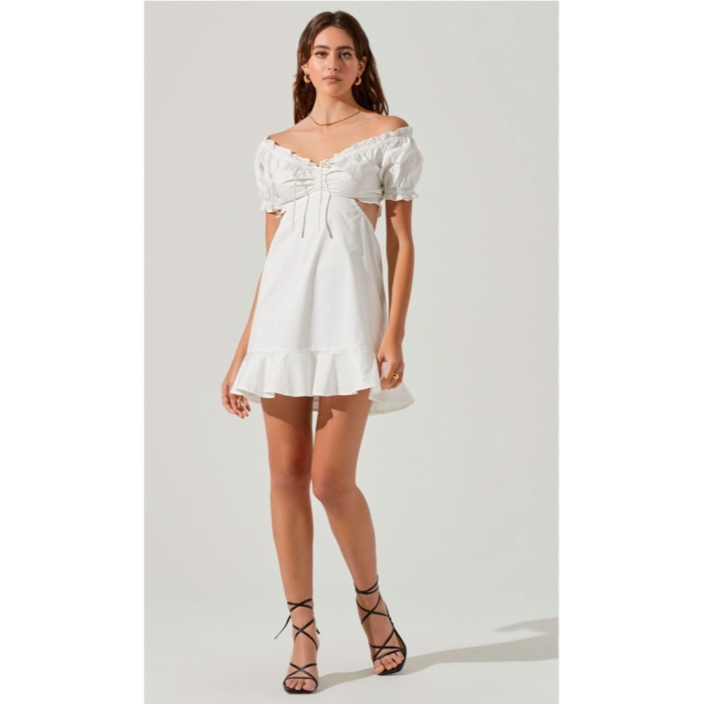 ASTR THE LABEL VERANA DRESS